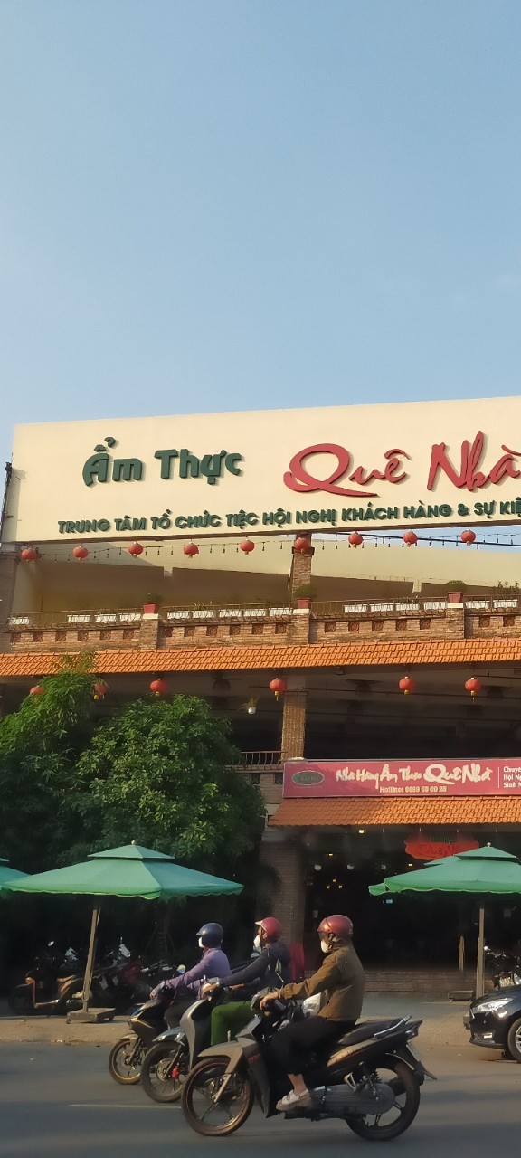 Bán nhà mặt tiền hẻm Lê Thị Hồng, Phường 17, Quận Gò Vấp vị trí ngay chợ thuận tiện kinh doanh siêu